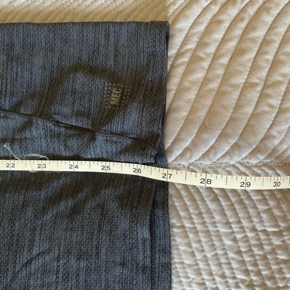 Mec Active Tee Size Small - Picture 7 of 7